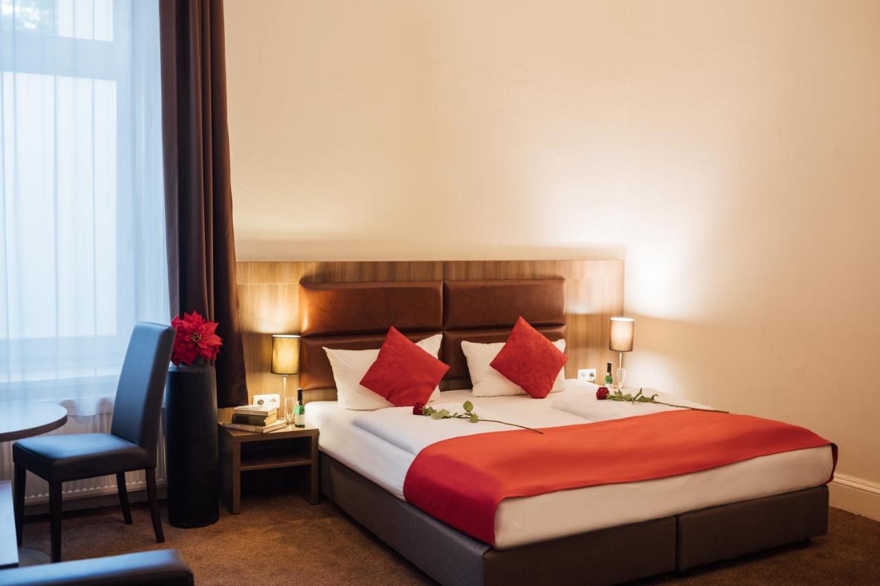 Hotel Koenigshof ハンブルク エクステリア 写真