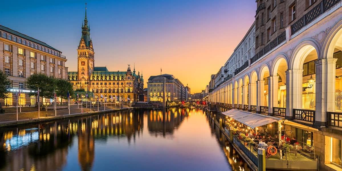 Hotel Koenigshof ハンブルク エクステリア 写真
