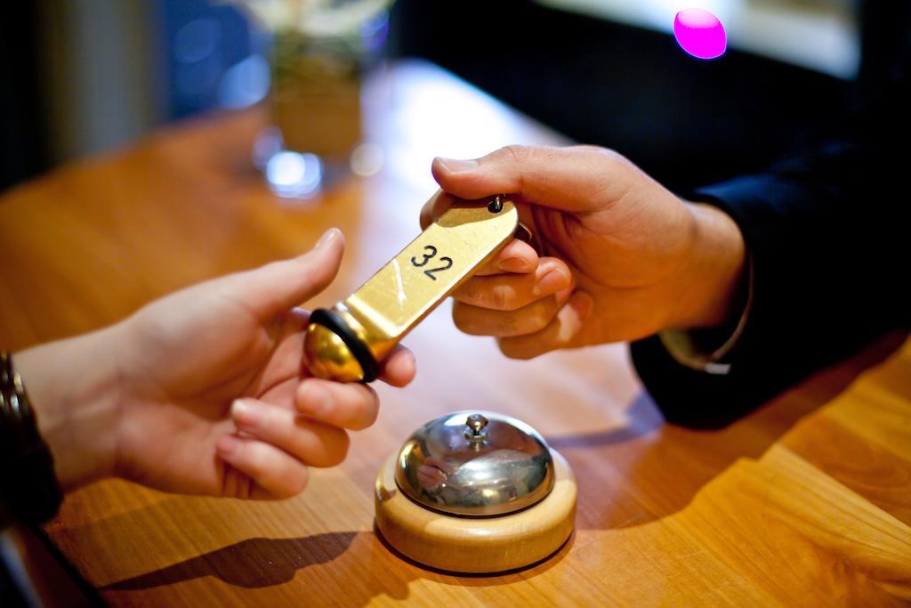 Hotel Koenigshof ハンブルク エクステリア 写真